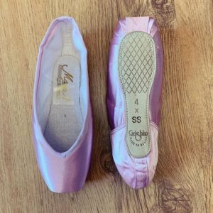 vegan pointe shoes coloured colour vegan pointes grishko grishkos